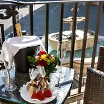 Piazza Farnese Luxury Suites