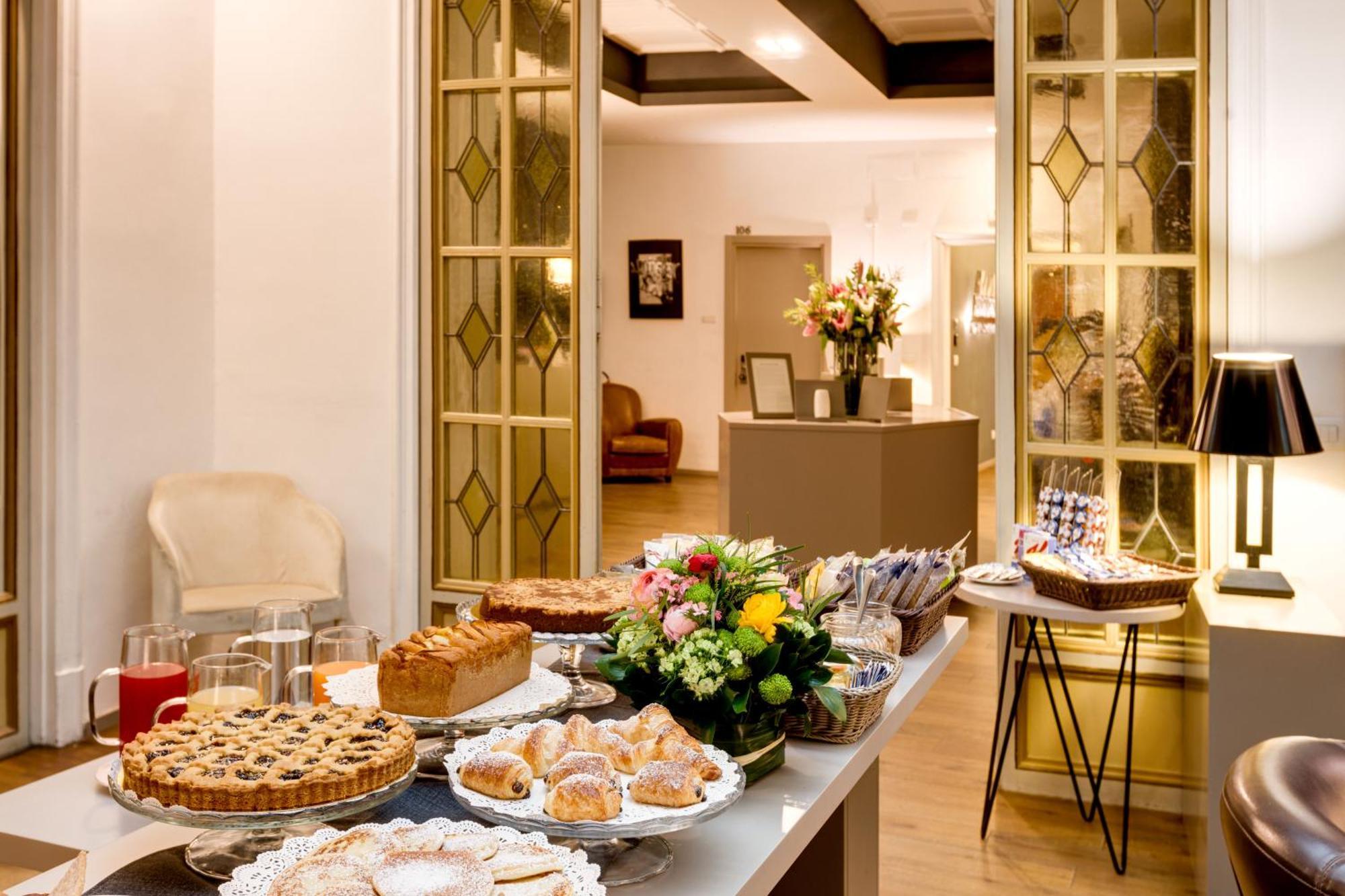 Piazza Farnese Luxury Bed & Breakfast Rome