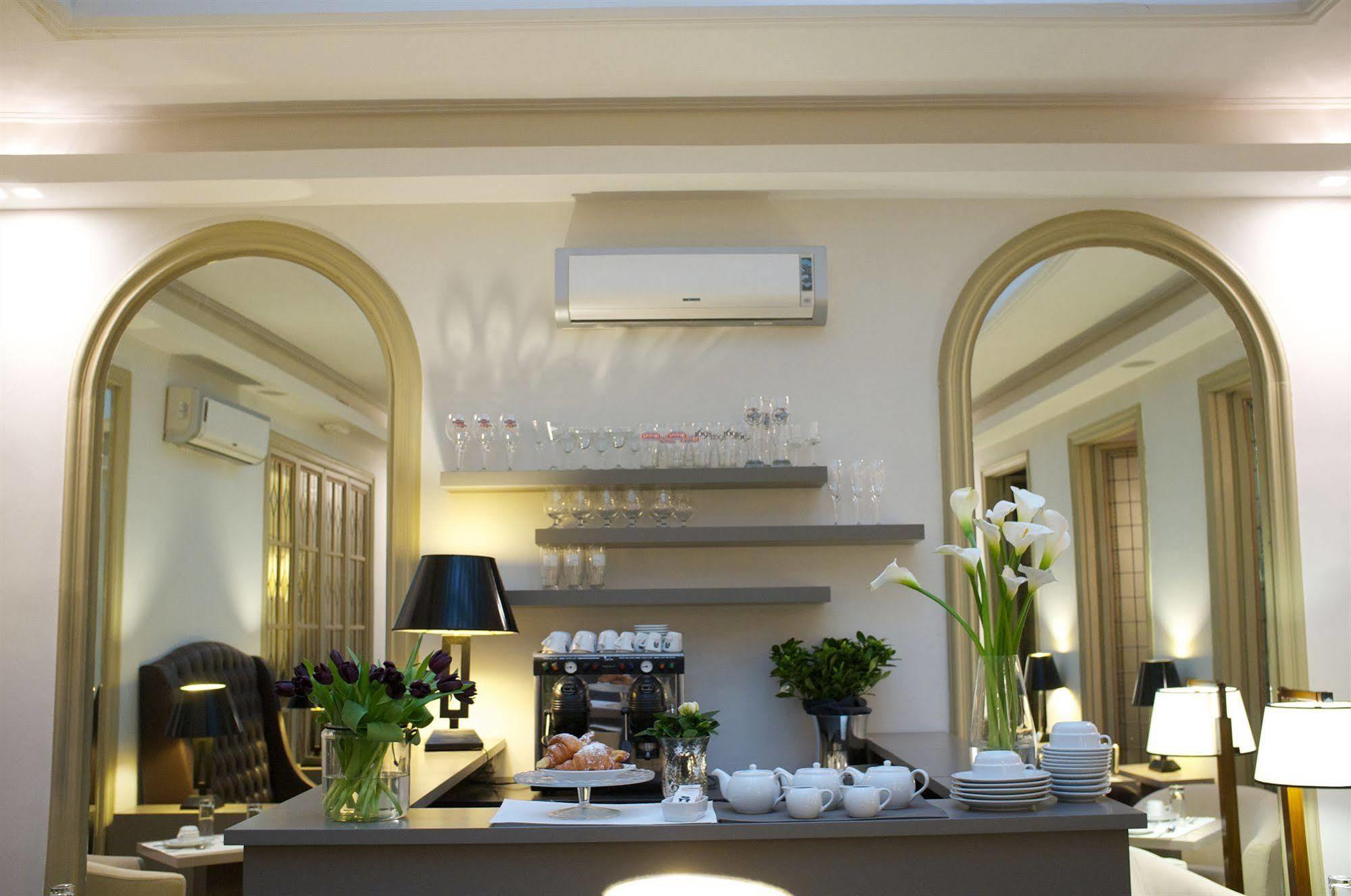 Piazza Farnese Luxury Bed & Breakfast 2*