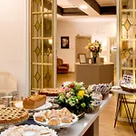 Piazza Farnese Luxury Suites