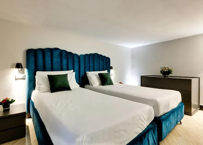 Piazza Farnese Luxury Suites