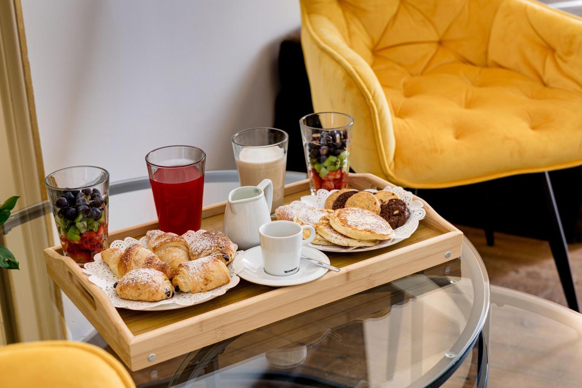 Piazza Farnese Luxury Bed and breakfast 2*