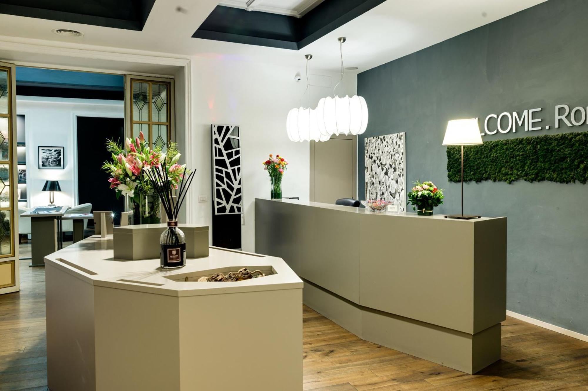 Piazza Farnese Luxury