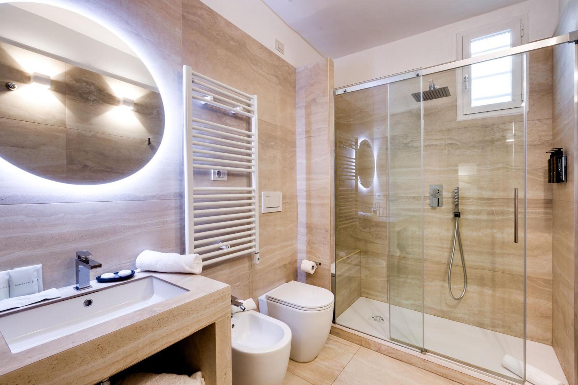 Piazza Farnese Luxury 2*