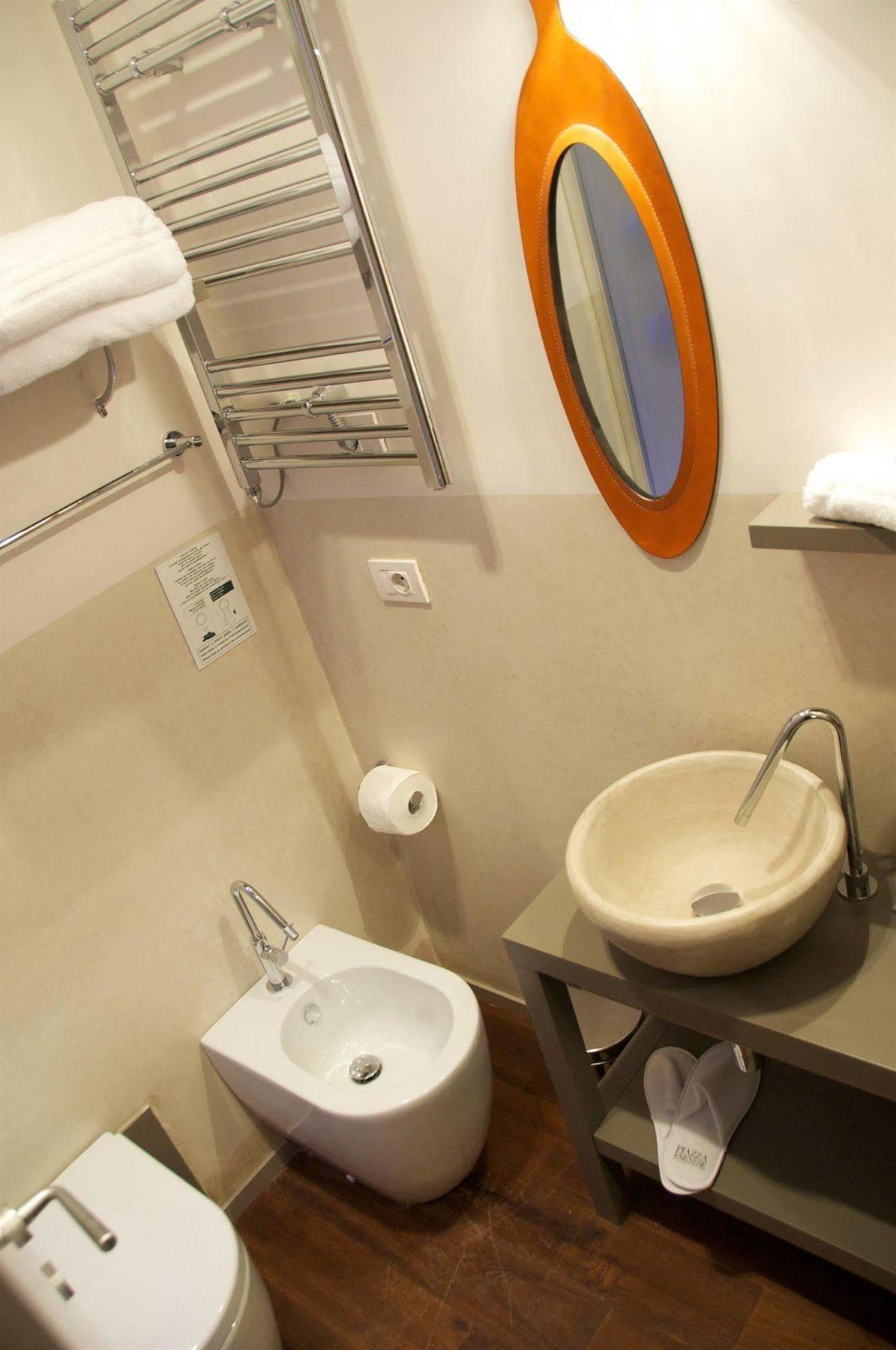 Piazza Farnese Luxury 2*